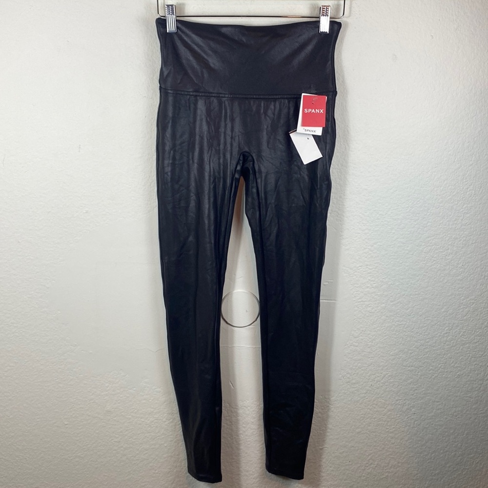 NWT Spanx Large Faux Leather Leggings Black Shiny Compression‎